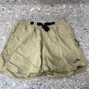 The North Face classic V belt shorts tan